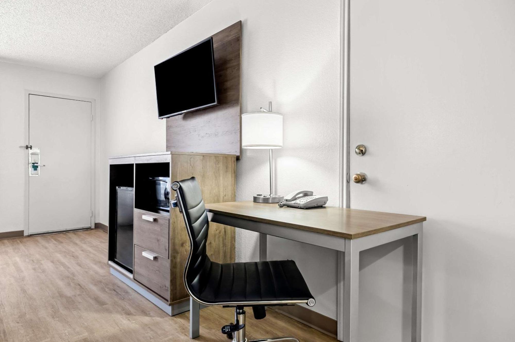 Quality Inn Plainview Exteriör bild